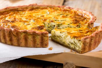 Torta Salgada Caseira de Liquidificador: Receita Fácil e Versátil