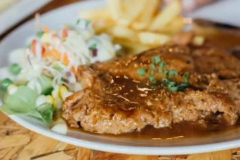 Bife ao Molho Madeira: Receita Clássica, Suculenta e Muito Fácil de Fazer