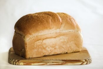 Pão de Forma Caseiro Fofinho: Receita Fácil, Econômica e Perfeita para o Dia a Dia