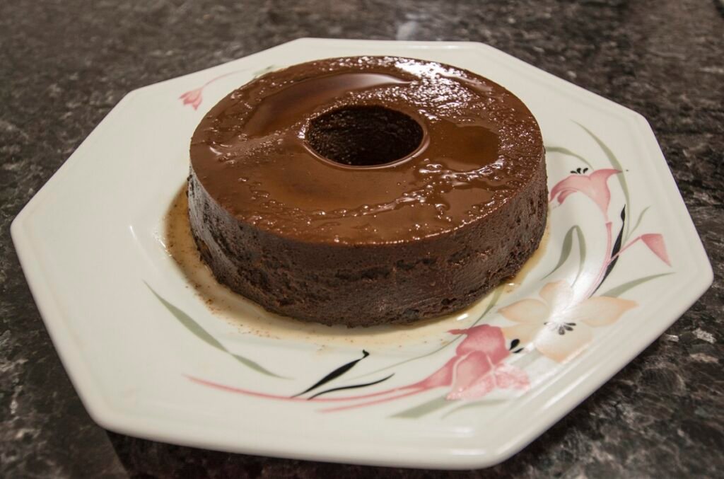 Pudim de Chocolate Cremoso: Receita Fácil e Irresistível