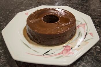 Pudim de Chocolate Cremoso: Receita Fácil e Irresistível