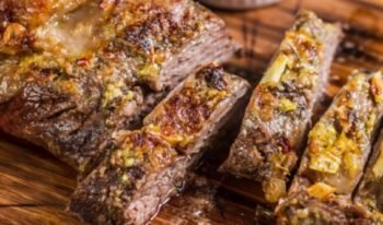 Carne Assada ao Molho de Mostarda e Mel: Suculenta e Fácil de Fazer