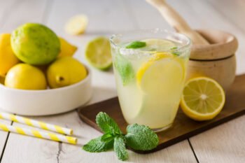 Limonada Perfeita: Receita Refrescante, Natural e Fácil de Fazer