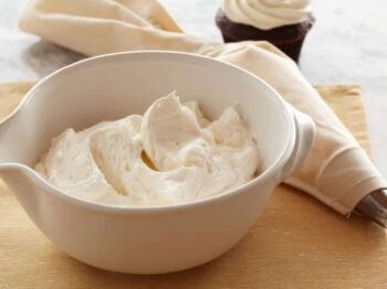 Buttercream: Receita Clássica e Cremosa para Rechear e Cobrir Bolos