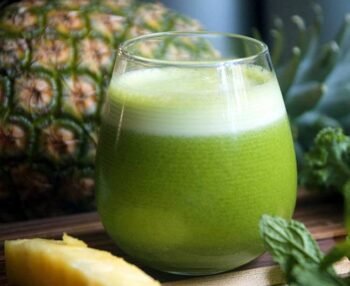 Suco de Abacaxi com Hortelã e Gengibre: Receita Saudável
